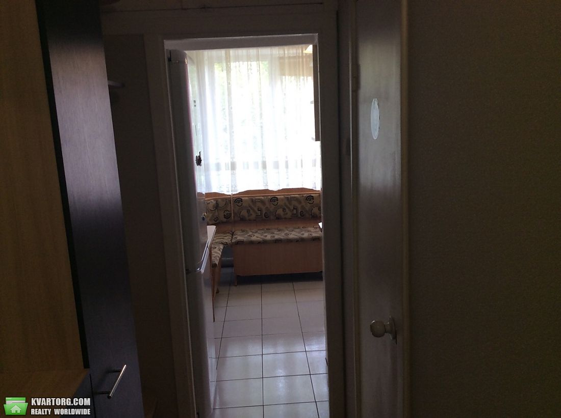Rent out 1-room apartment. Киев,  Малиновского — photo 10