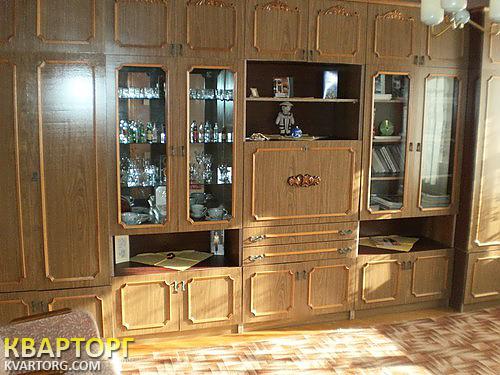 Sell 3-room apartment. Киев,  Радужная — photo 1