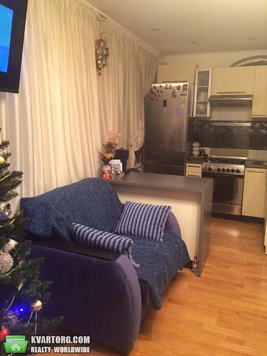 Sell 2-room apartment. Киев, Салютная — photo 5