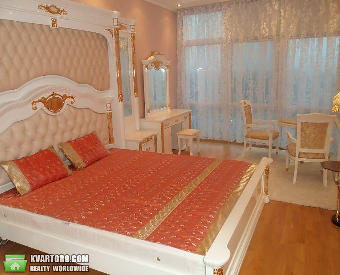 Rent out 3-room apartment. Киев,  Героев Сталинграда пр — photo 6
