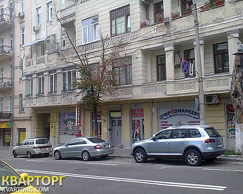 Rent out shop. Киев, ул.Олеся Гончара,30, — photo 1