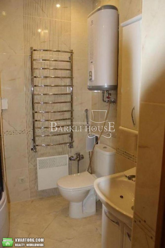 Rent out 2-room apartment. Киев,  Полтавская — photo 8