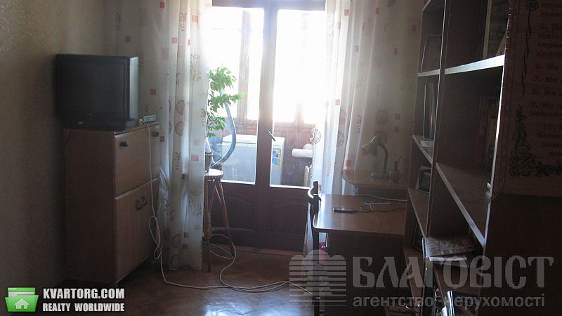 Sell 3-room apartment. Киев,  Гончара — photo 4