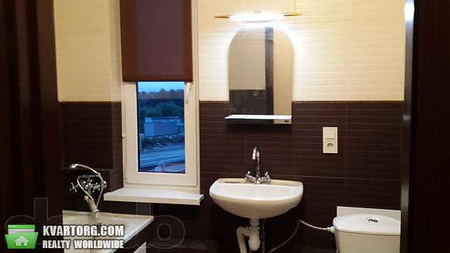 Rent out 2-room apartment. Киев,  Чавдар — photo 4