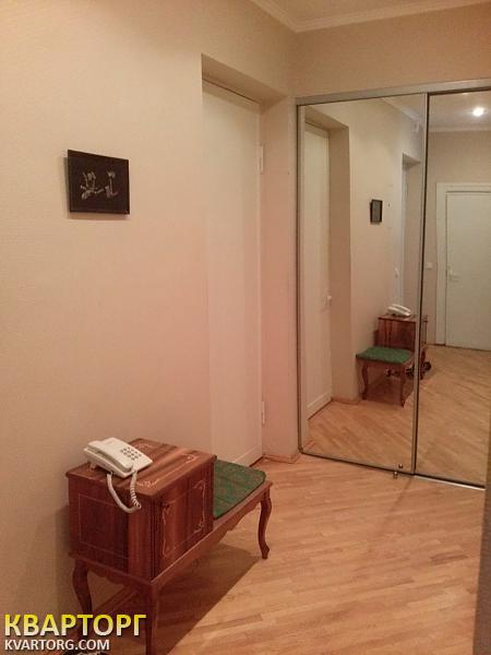 Rent out 2-room apartment. Киев, Друдбы Народов бульвар — photo 1