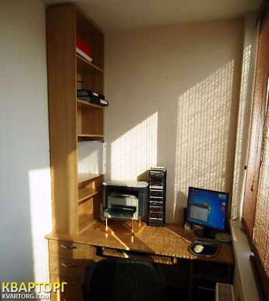 Sell 3-room apartment. Киев,  40-летия Октября просп — photo 3