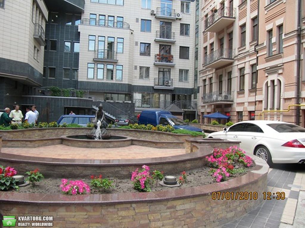 Sell 4-room apartment. Киев,  Большая Житомирская — photo 4