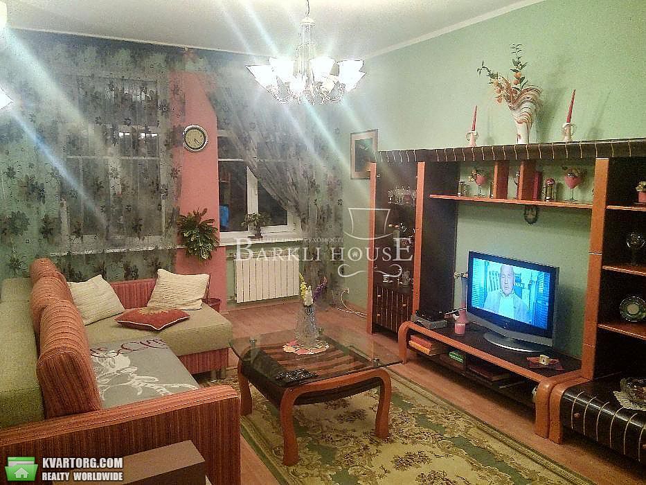 Rent out 3-room apartment. Киев,  Спасская — photo 4