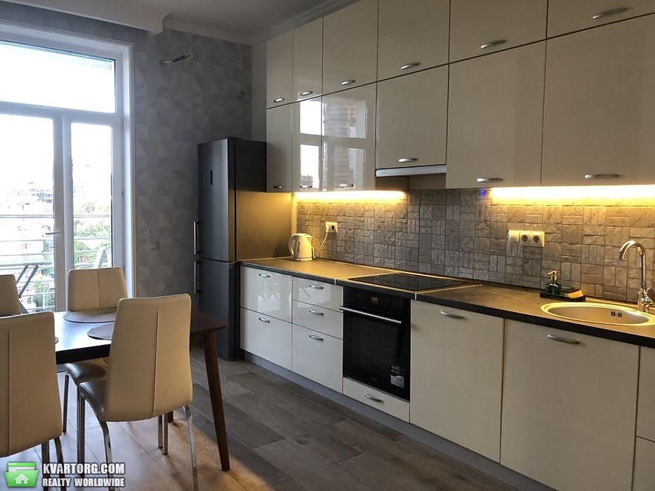 Rent out 2-room apartment. Киев, Саперное Поле — photo 4