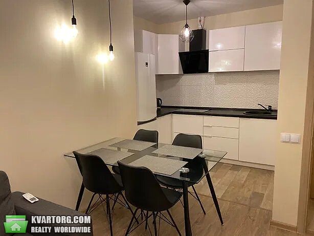Rent out 2-room apartment. Киев, пр-т Правды — photo 8