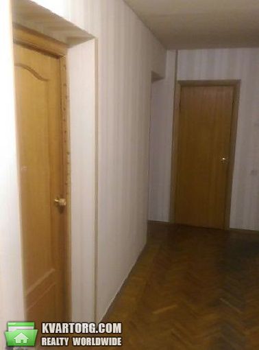Sell 4-room apartment. Киев,  Автозаводская — photo 1