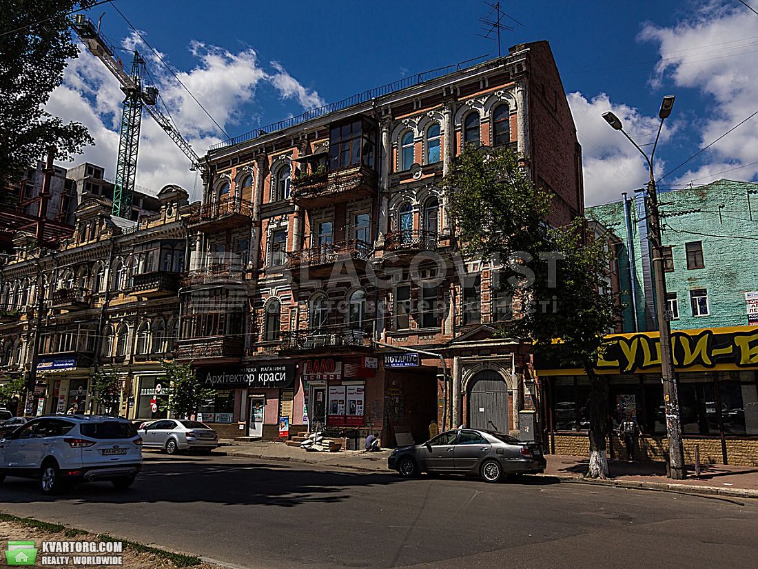 Sell 2-room apartment. Киев,  Нижний Вал — photo 1