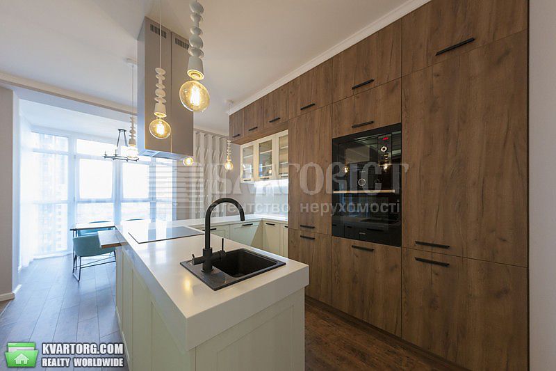Rent out 3-room apartment. Киев,  Драгомирова — photo 2