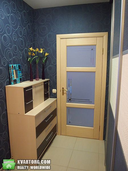 Sell 2-room apartment. Киев, Амосова — photo 4