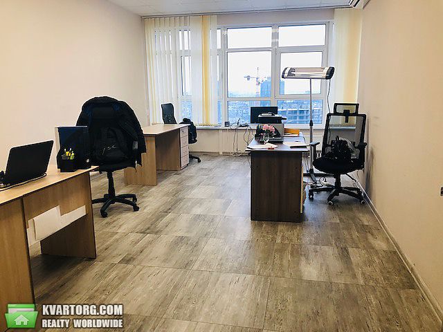 Rent out office. Киев,  Кловский спуск — photo 1