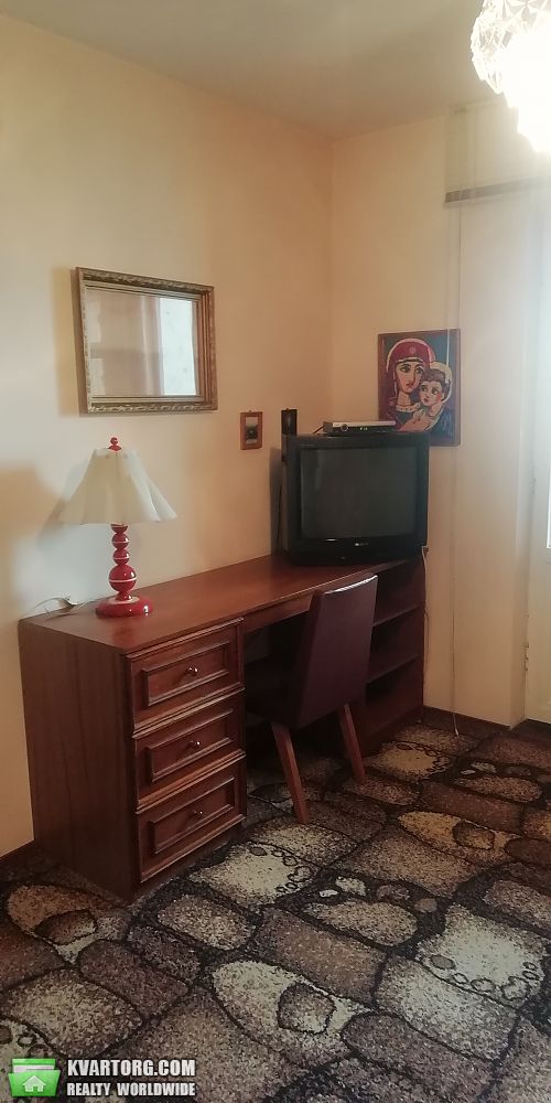 Rent out 2-room apartment. Киев,  Бальзака — photo 9