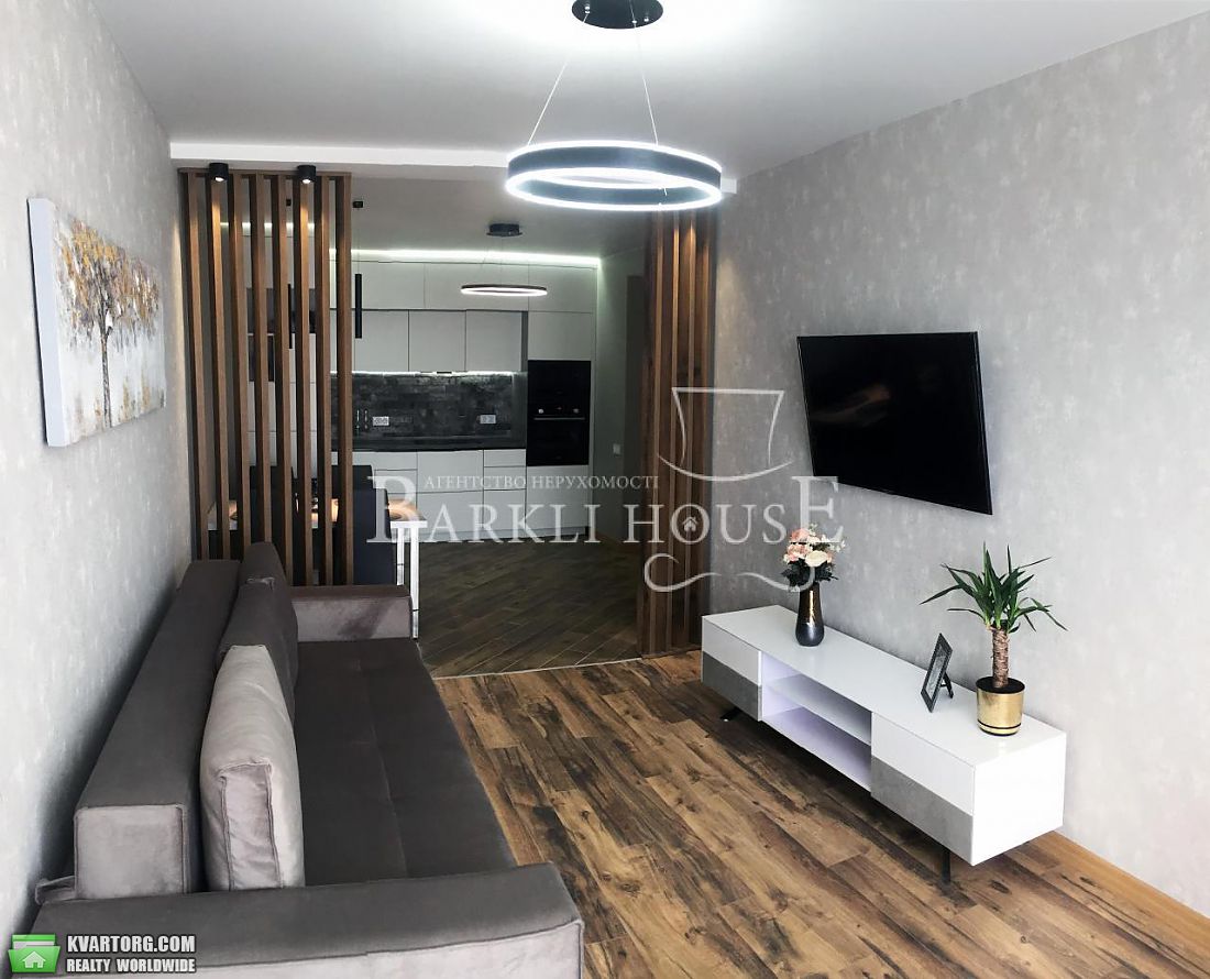 Rent out 3-room apartment. Киев,  Липковского — photo 2
