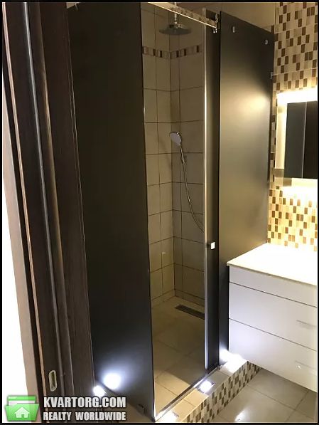 Rent out 1-room apartment. Киев, Бажана — photo 9