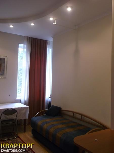 Rent out 3-room apartment. Киев,  Лютеранская — photo 4