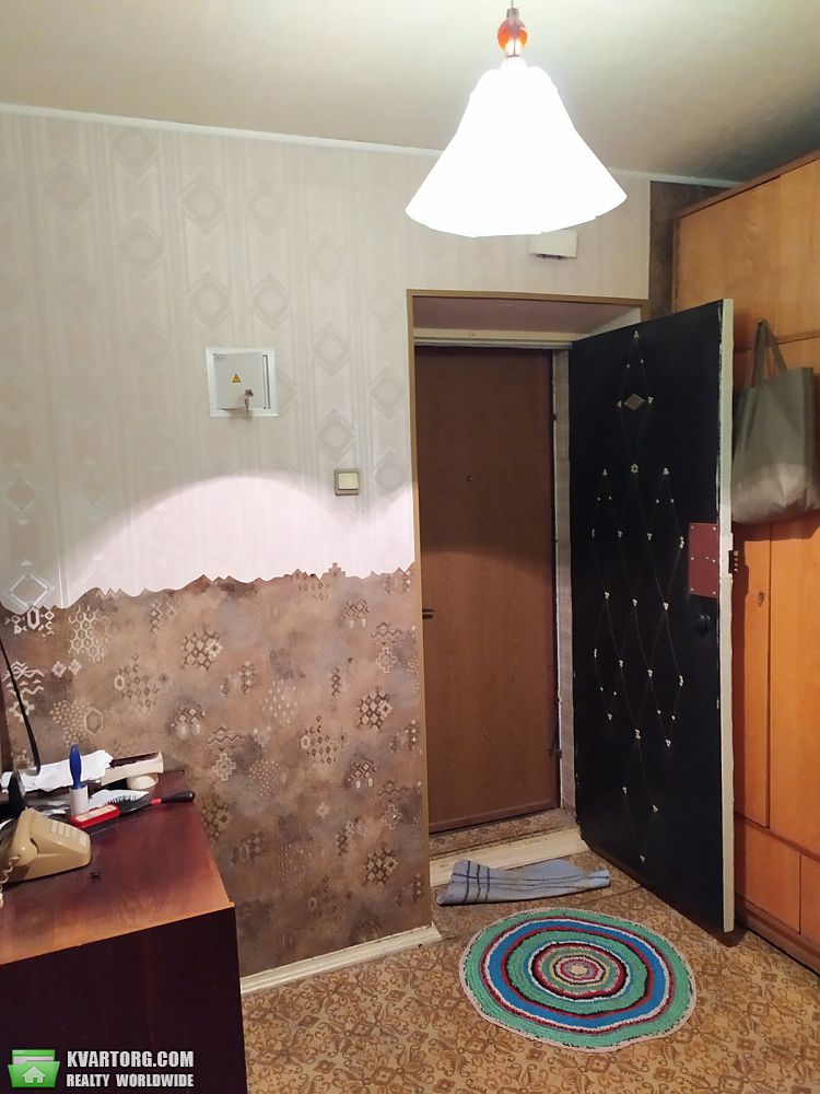 Sell 3-room apartment. Днепропетровск, Запорожское шоссе — photo 1