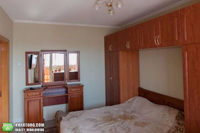 Sell 3-room apartment. Киев,  Бориспольская — photo 1