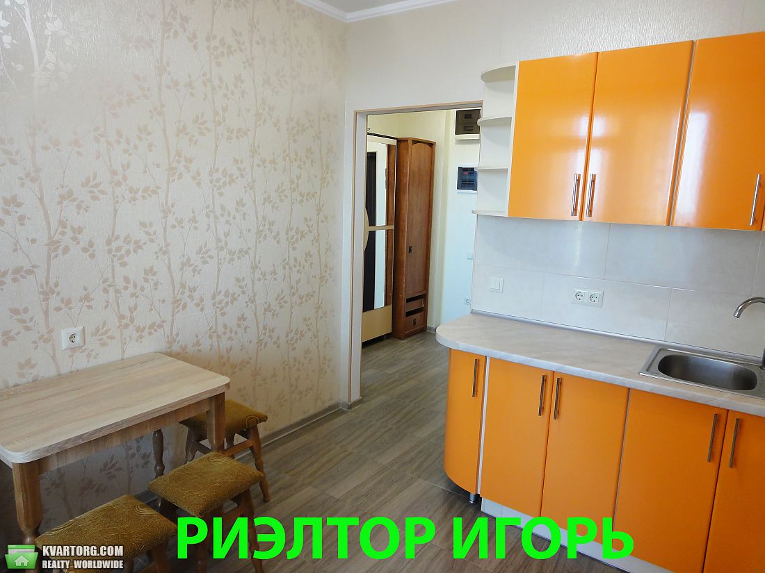 Rent out 1-room apartment. Одесса, Радужный Массив — photo 3