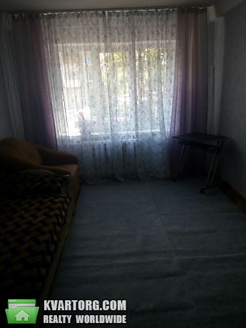 Rent out 2-room apartment. Киев,  Саратовская — photo 4
