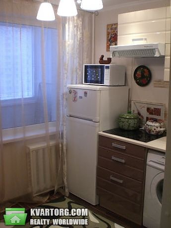 Rent out 1-room apartment. Киев,  Стадионная — photo 2