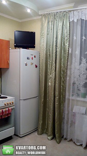 Sell 2-room apartment. Киев, Урловская — photo 7