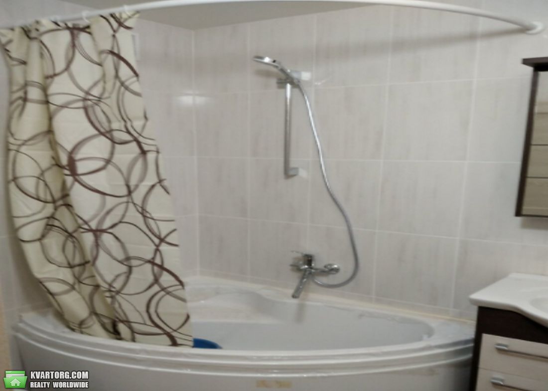 Rent out 1-room apartment. Киев,  Василевской — photo 4