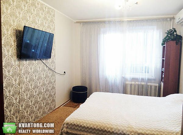 Rent out 3-room apartment. Киев,  Героев Сталинграда пр — photo 3