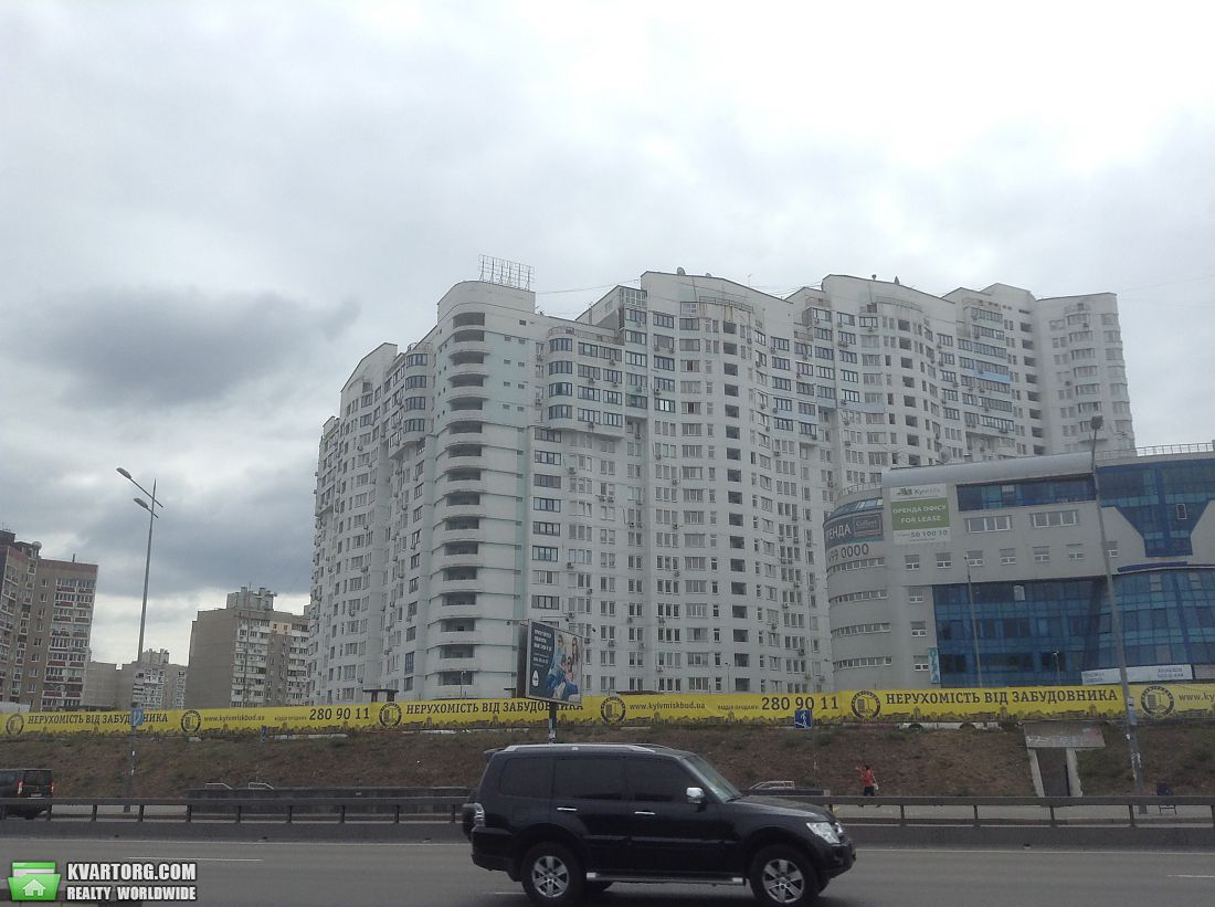 Sell 2-room apartment. Киев,  Бажана — photo 1