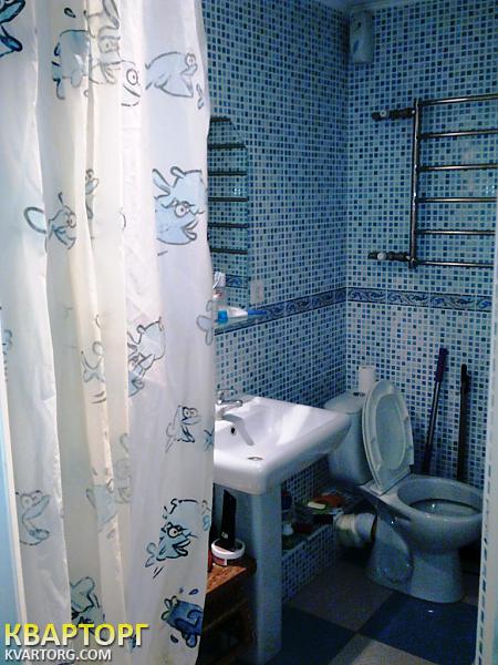 Rent out 2-room apartment. Киев, Фучика Юлиуса ул. — photo 3