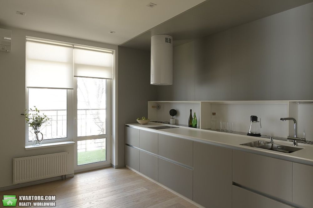 Rent out 2-room apartment. Киев,  Златоустовская — photo 4
