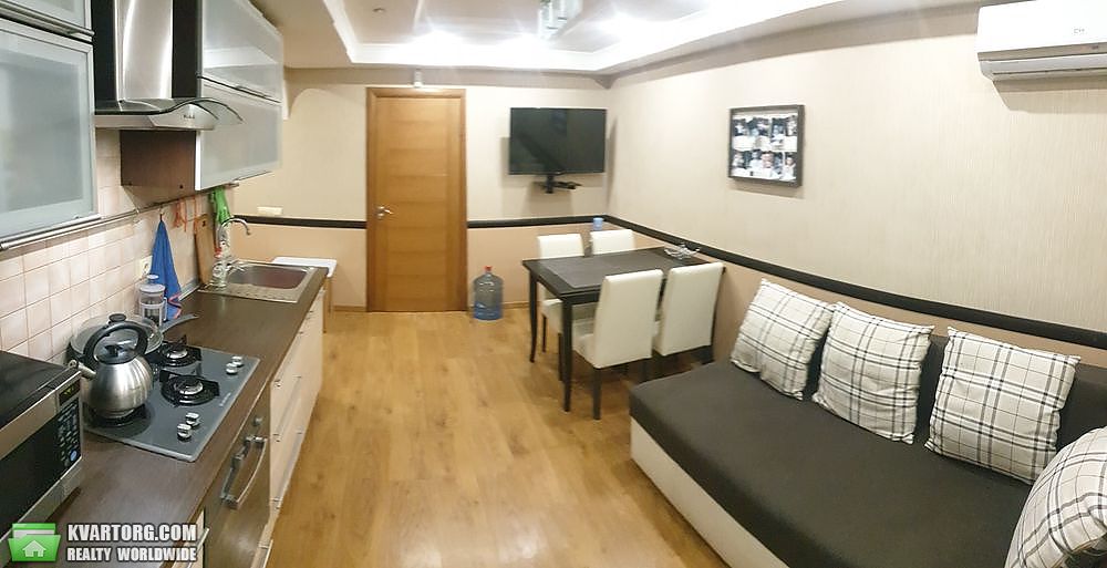 Sell 3-room apartment. Киев,  Метрологическая — photo 2