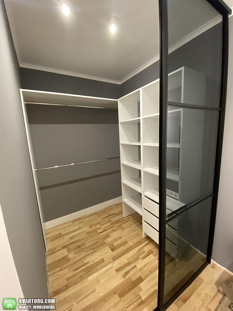 Sell 3-room apartment. Киев,  Герцена — photo 3