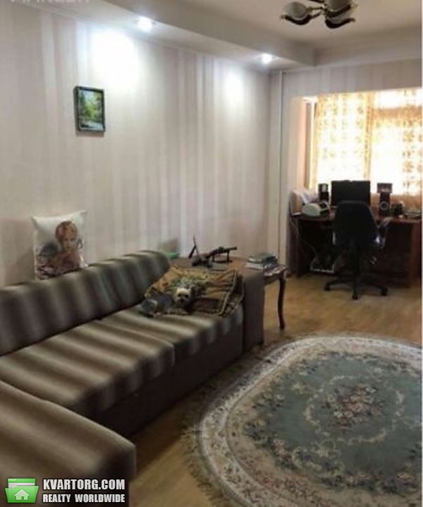 Sell 3-room apartment. Киев,  Перова бул — photo 1