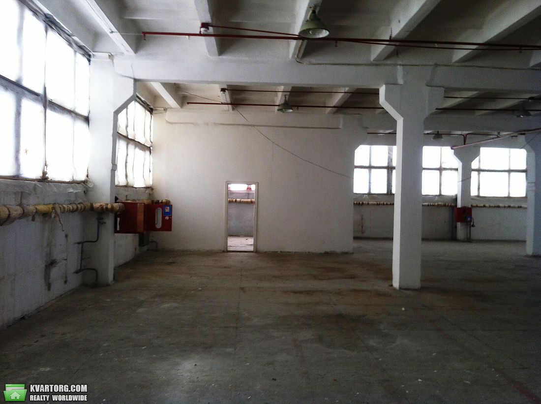 Rent out warehouse. Киев,  Гагарина пр — photo 3