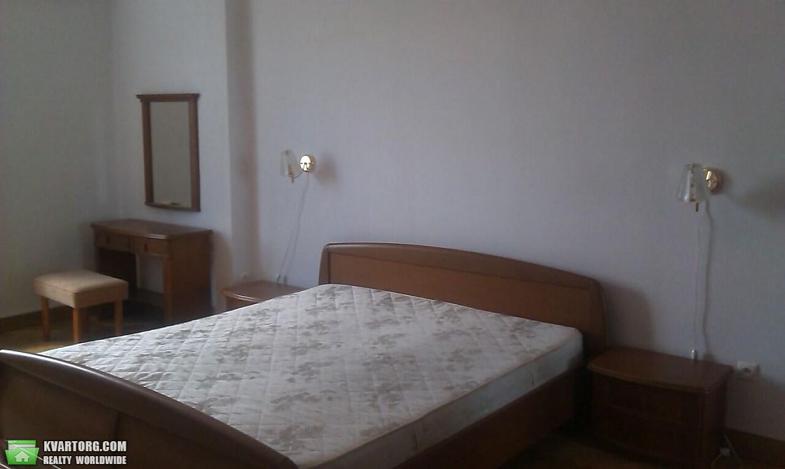 Rent out 3-room apartment. Киев,  Круглоуниверситетская — photo 5