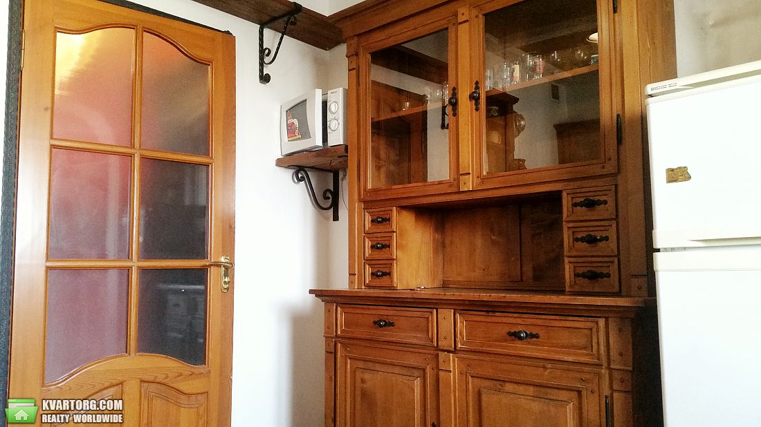 Rent out 2-room apartment. Киев,  Руденко — photo 5