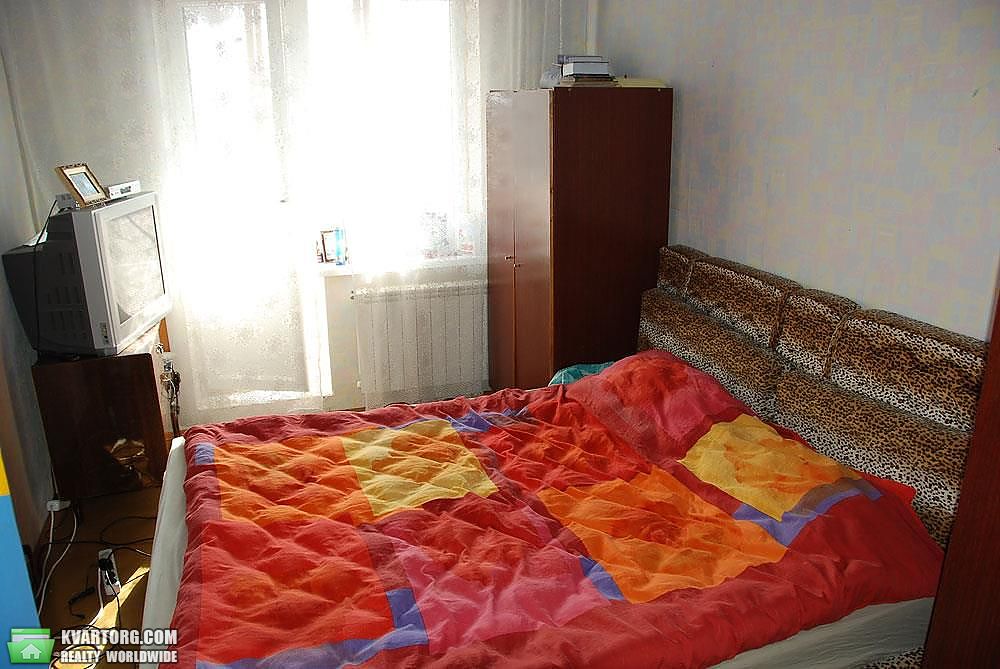 Sell 2-room apartment. Киев,  Героев Днепра — photo 1