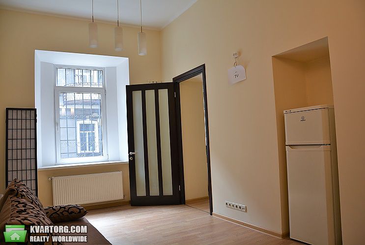 Sell 2-room apartment. Одесса, Покровский переулок — photo 4