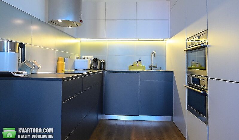 Sell 3-room apartment. Киев, Регенераторная — photo 1