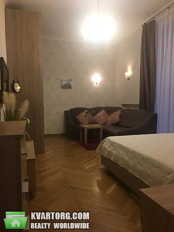 Rent out 1-room apartment. Киев,  Гоголевская — photo 2