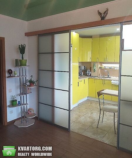 Sell 3-room apartment. Киев, Шептицкого — photo 2
