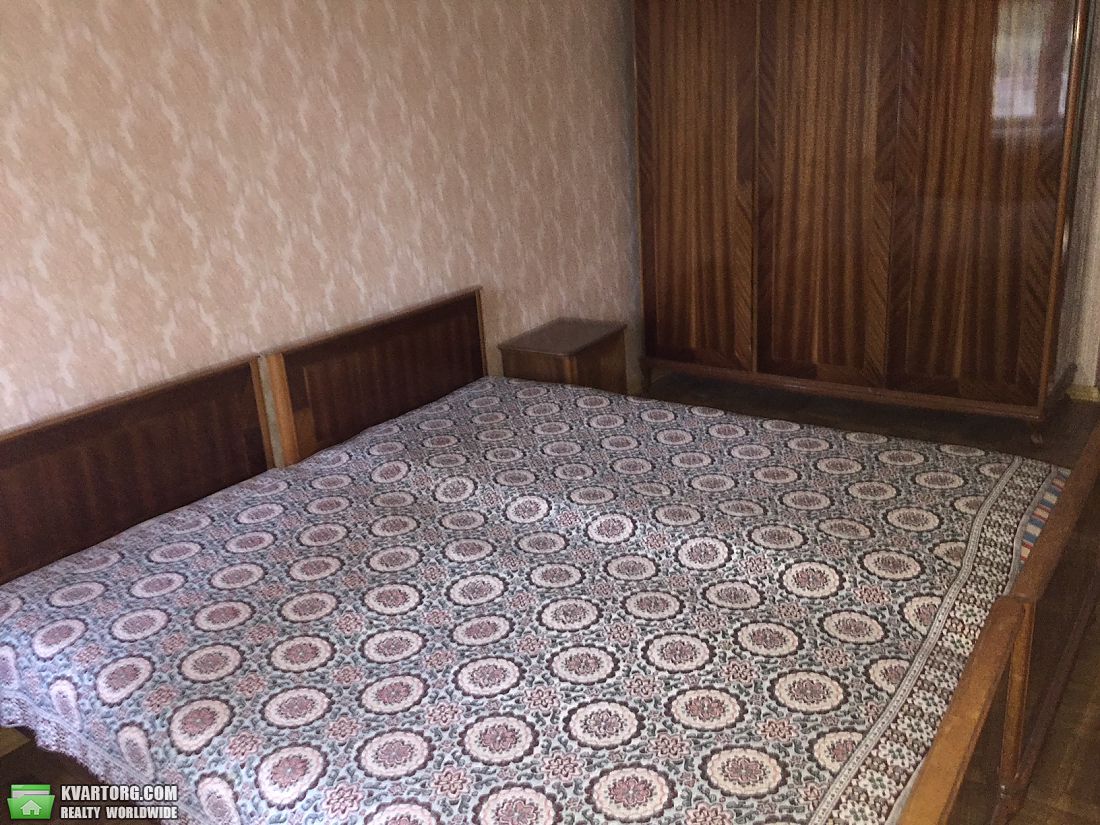 Rent out 3-room apartment. Киев,  Большая Васильковская — photo 3