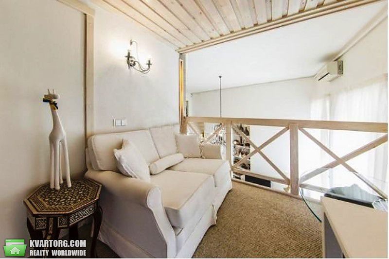 Rent out 3-room apartment. Киев,  Большая Васильковская — photo 8