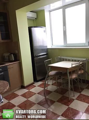 Rent out 2-room apartment. Киев,  Княжий Затон — photo 3