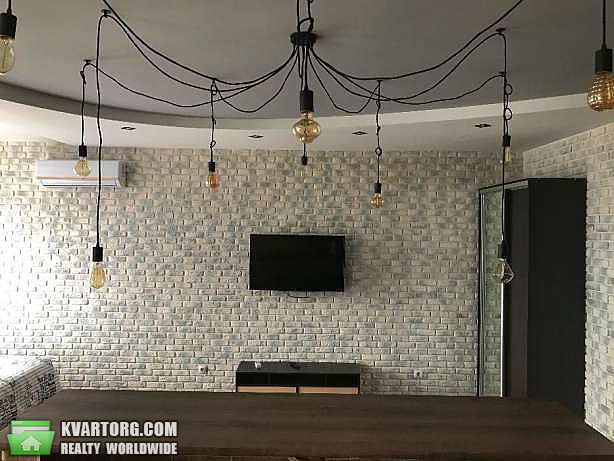 Rent out 1-room apartment. Киев,  Драгоманова — photo 5