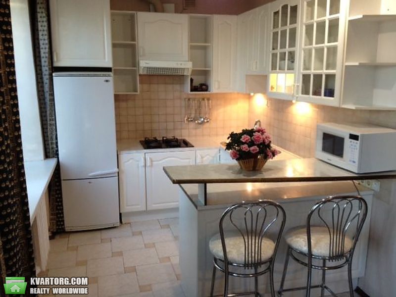 Rent out 2-room apartment. Киев,  Марьяненко — photo 2